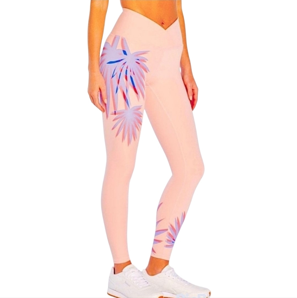 Wildfox | Dreamy Crystal Rose Pastel Pink Ultra High Rise Legging | Size Small